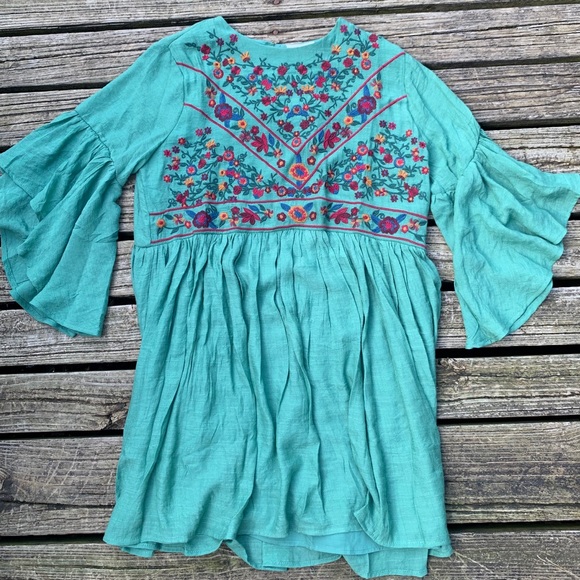 Floral Sleeve Dress - Picture 2 of 5